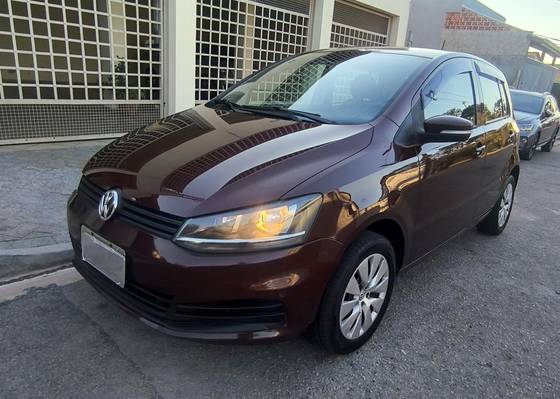 VOLKSWAGEN FOX 1.0 MI TRENDLINE 8V FLEX 4P MANUAL VOLKSWAGEN FOX 1.0 MI TRENDLINE 8V FLEX 4P MANUAL